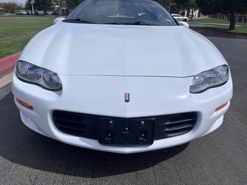 Used 2002 Chevrolet Camaro Z28 w/ Preferred Equipment Group 2 RWD image 7