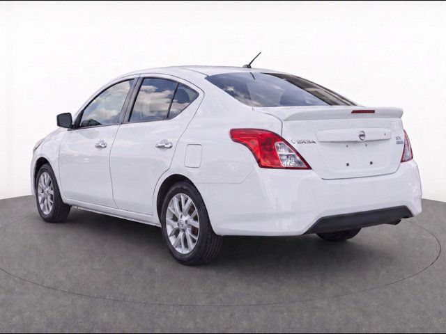 Used 2018 Nissan Versa SV w/ SV Special Edition Package FWD image 4