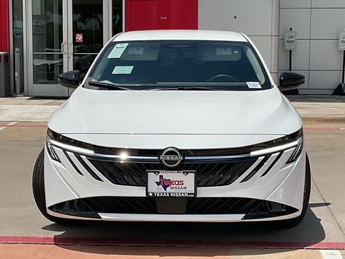 New 2026 Nissan Sentra SV FWD image 2