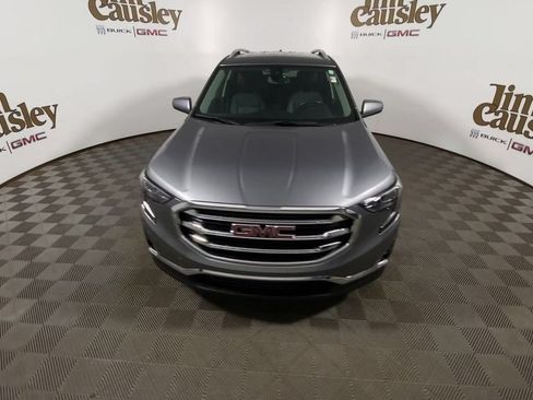 Used 2020 GMC Terrain SLT w/ LPO, Floor Liner Package FWD image 3