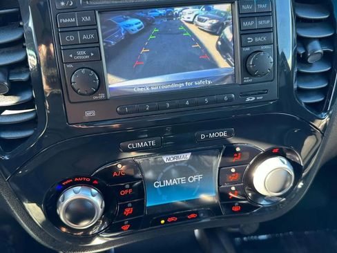 Used 2012 Nissan Juke SL image 14