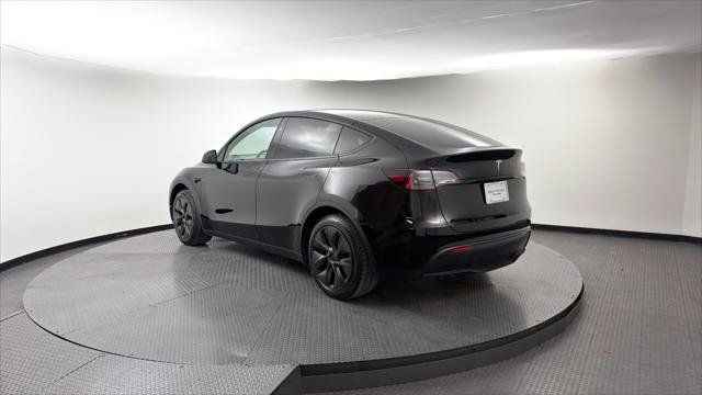 Used 2024 Tesla Model Y Long Range RWD image 4