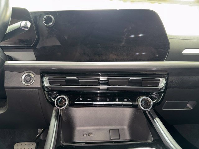 Used 2024 Chevrolet Traverse LT FWD image 26