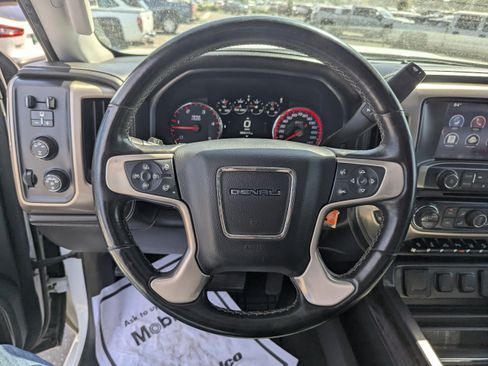 Used 2015 GMC Sierra 2500 Denali w/ Duramax Plus Package AWD/4WD image 15