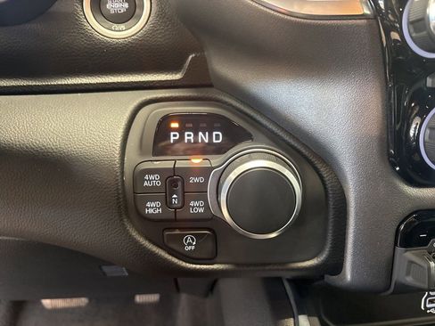 Used 2025 RAM 1500 Big Horn AWD/4WD image 18