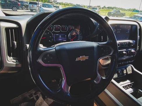 Used 2014 Chevrolet Silverado 1500 LT w/ LT Convenience Package AWD/4WD image 2