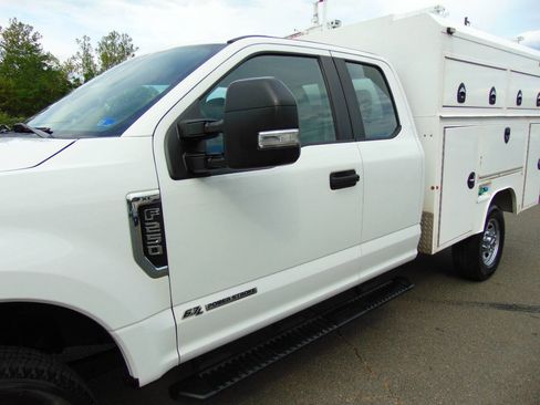 Used 2020 Ford F250 XL w/ Power Equipment Group AWD/4WD image 26