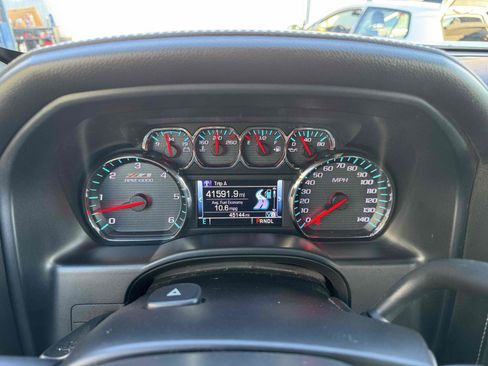 Used 2017 Chevrolet Silverado 1500 LTZ Z71 w/ LTZ Plus Package image 21