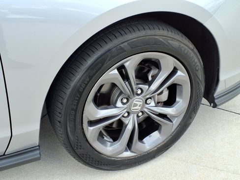 Used 2023 Honda Accord EX image 21