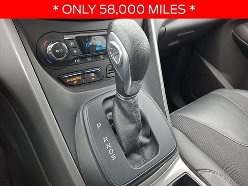 Used 2016 Ford Escape SE w/ SE Chrome Package image 15