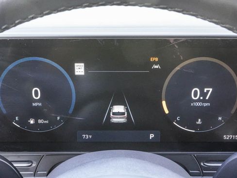 Used 2024 Hyundai Kona Limited AWD/4WD image 23