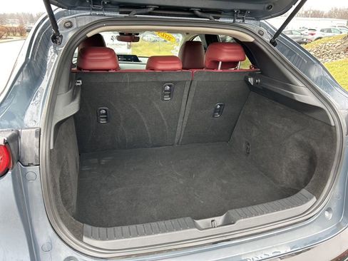 Used 2024 MAZDA CX-30 AWD 2.5 S w/ Preferred Package image 11