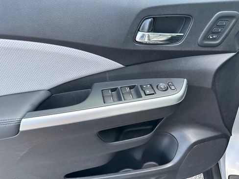 Used 2015 Honda CR-V Touring image 17