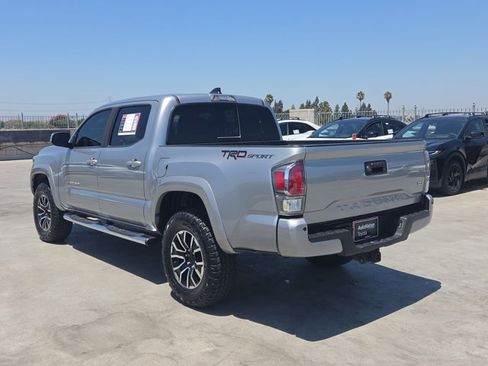 Used 2020 Toyota Tacoma TRD Sport w/ Technology Package RWD image 7