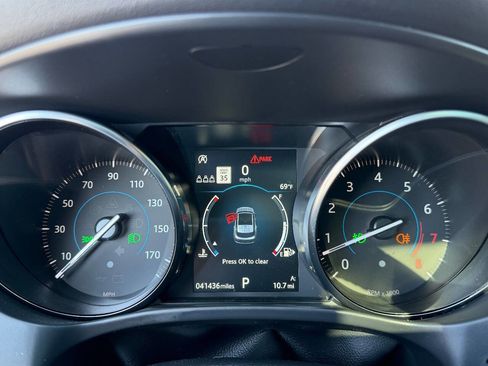 Used 2020 Jaguar F-PACE S image 4