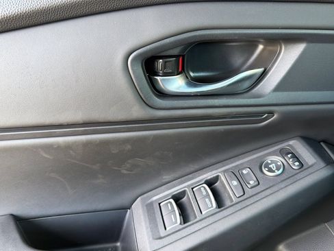 Used 2025 Honda Accord SE image 11
