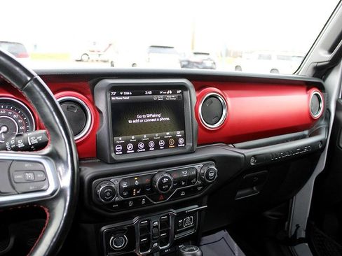 Used 2022 Jeep Wrangler Unlimited Rubicon w/ Cold Weather Group image 25