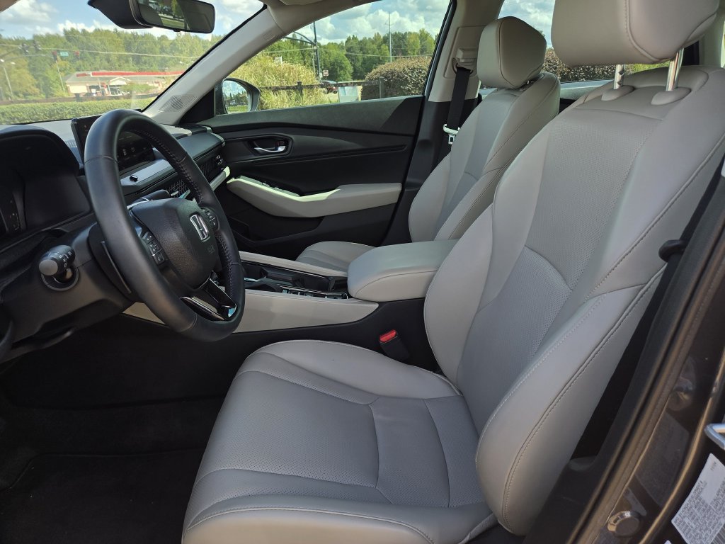 Certified 2025 Honda Accord EX-L image 15