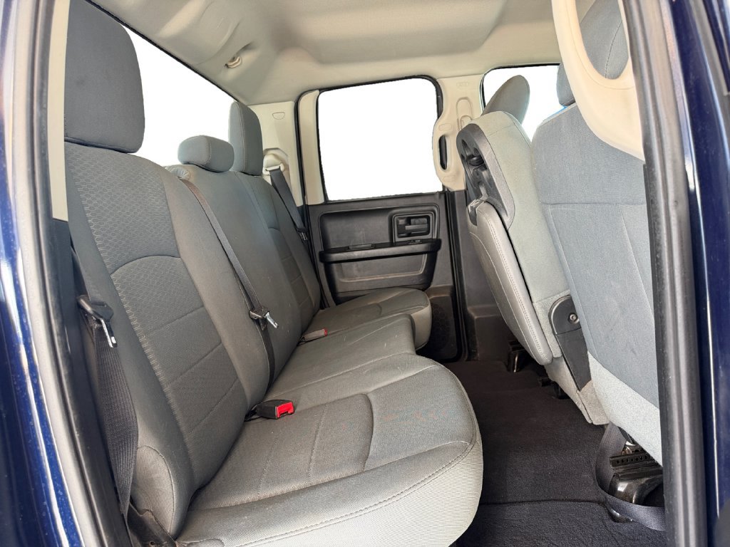 Used 2014 RAM 1500 Express RWD image 16