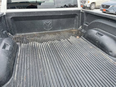 Used 2011 RAM 1500 Classic SLT image 14