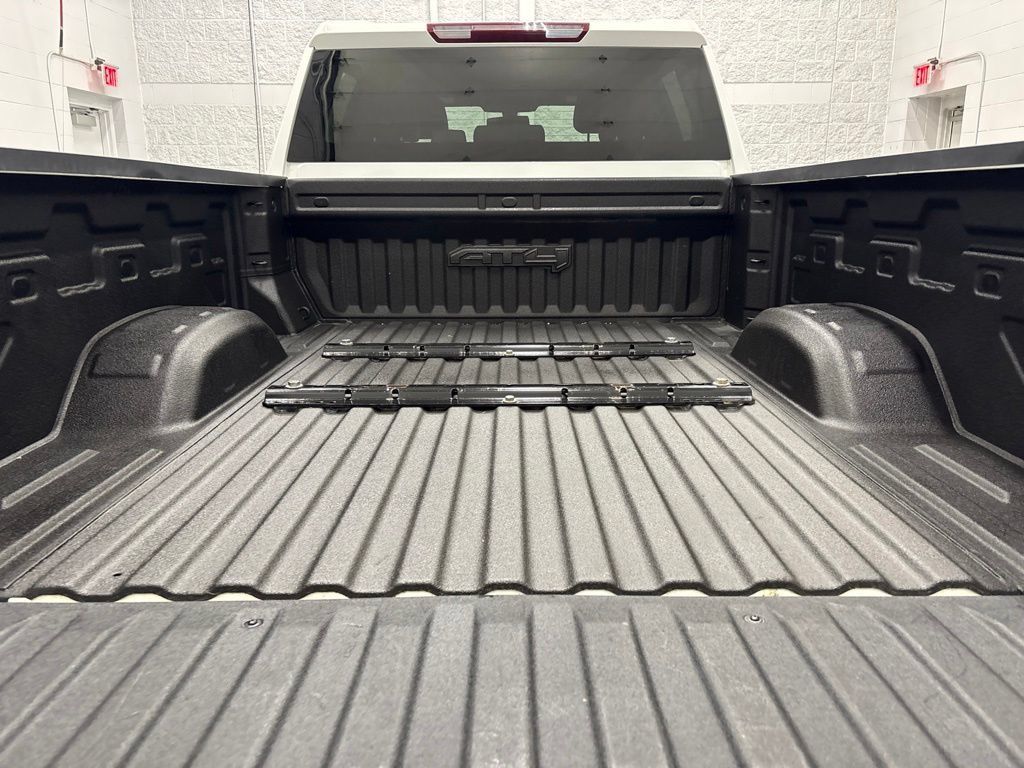 Used 2023 GMC Sierra 2500 AT4 w/ Snow Plow Prep/Camper Package AWD/4WD image 6