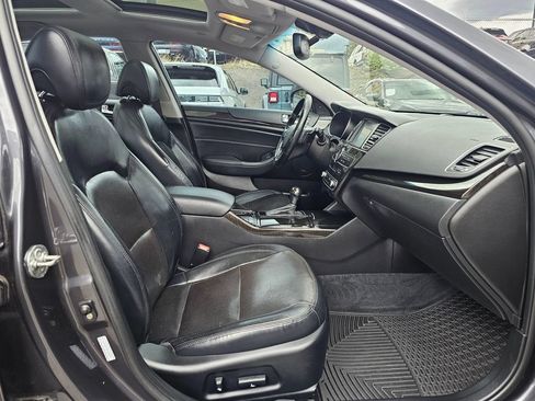 Used 2014 Kia Cadenza Premium w/ Luxury Package FWD image 11