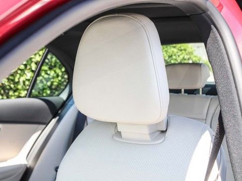 New 2025 Mercedes-Benz C 300 4MATIC Sedan image 20