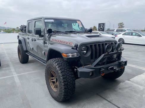 Used 2021 Jeep Gladiator Mojave w/ Cold Weather Group AWD/4WD image 2