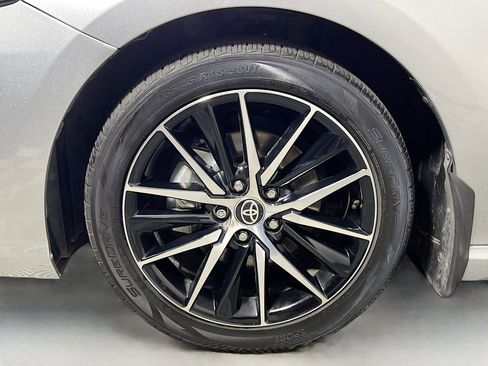 Used 2024 Toyota Camry SE image 14