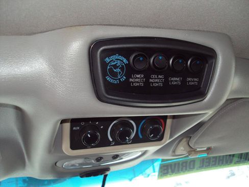 Used 2014 Chevrolet Express 1500 AWD image 34