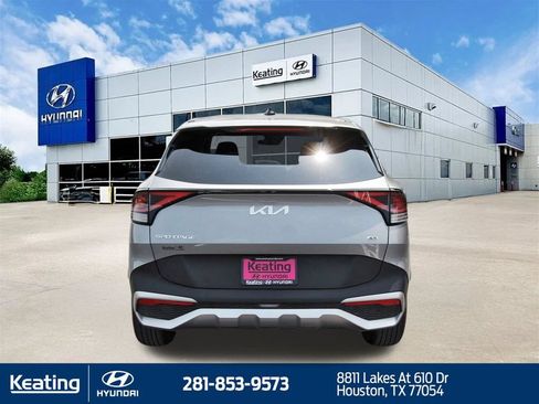 Used 2024 Kia Sportage LX AWD/4WD image 6