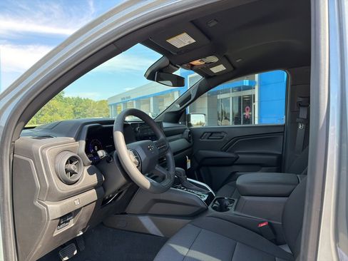 New 2025 Chevrolet Colorado Trail Boss w/ Midnight Edition image 13