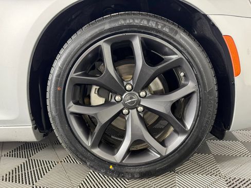 Used 2023 Chrysler 300 S RWD image 47