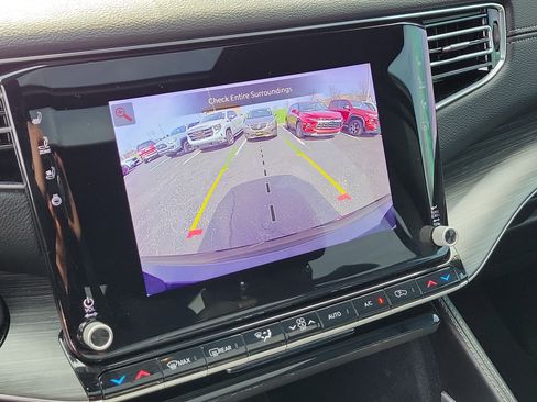 Used 2023 Jeep Wagoneer Series III w/ Premium Group I image 26