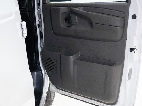 Used 2014 Chevrolet Express 3500 3500 3dr Extended Cargo Van image 42