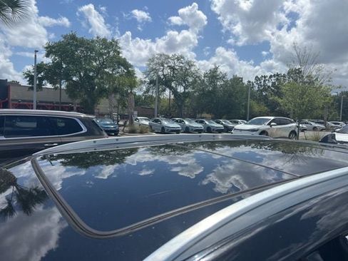 Used 2019 Cadillac XT5 Premium Luxury w/ Driver Assist Package image 12