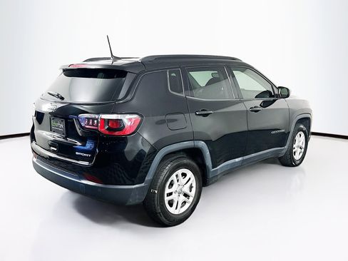 Used 2018 Jeep Compass Sport w/ Tech Group image 9