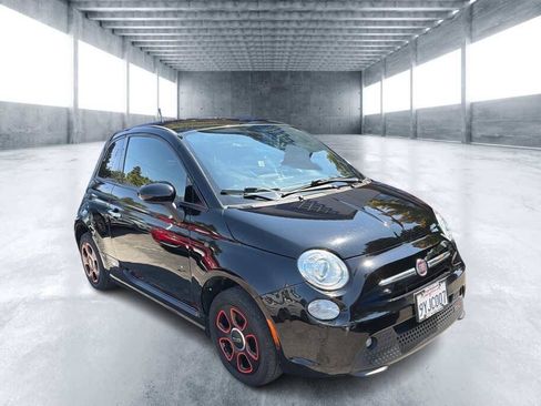 Used 2017 FIAT 500 e FWD image 2