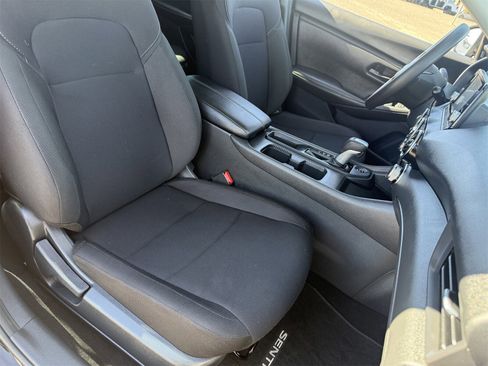 Certified 2025 Nissan Sentra S image 11