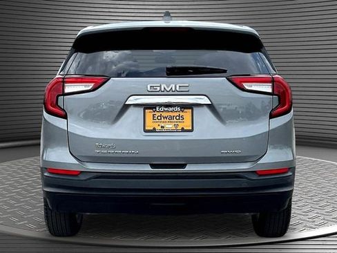 Used 2024 GMC Terrain SLE AWD/4WD image 5