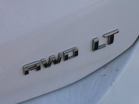 Used 2022 Chevrolet Equinox LT image 31