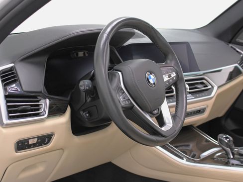 Used 2019 BMW X5 xDrive40i image 32
