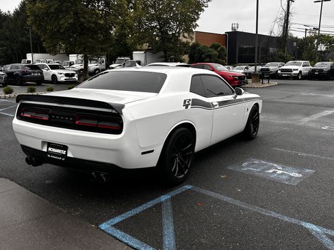 Used 2020 Dodge Challenger R/T Scat Pack w/ Dynamics Package image 9