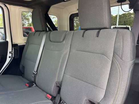 Certified 2024 Jeep Wrangler Unlimited Sahara AWD/4WD image 13