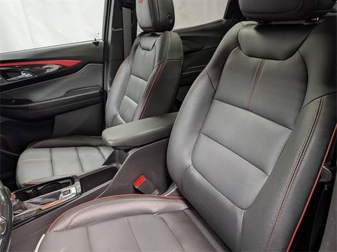 Used 2024 Chevrolet TrailBlazer RS w/ Convenience Package image 11