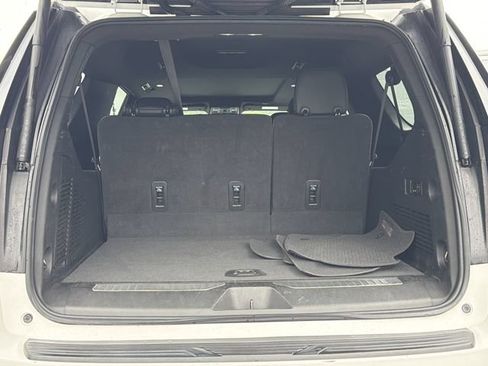 Used 2023 GMC Yukon XL Denali RWD image 35