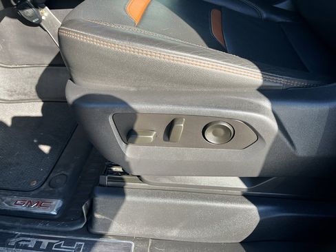 Used 2023 GMC Sierra 1500 AT4 w/ Technology Package image 26