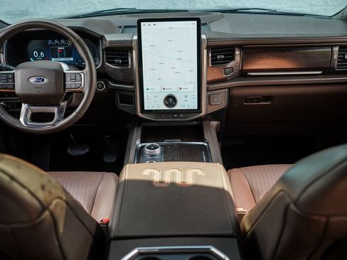 Used 2022 Ford Expedition Max King Ranch image 19