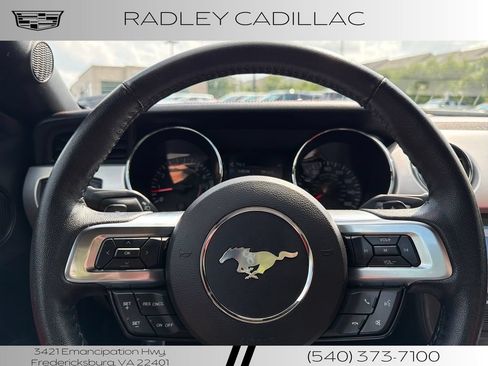 Used 2017 Ford Mustang GT Premium RWD image 5