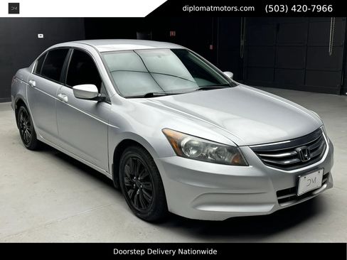 Used 2012 Honda Accord LX image 9
